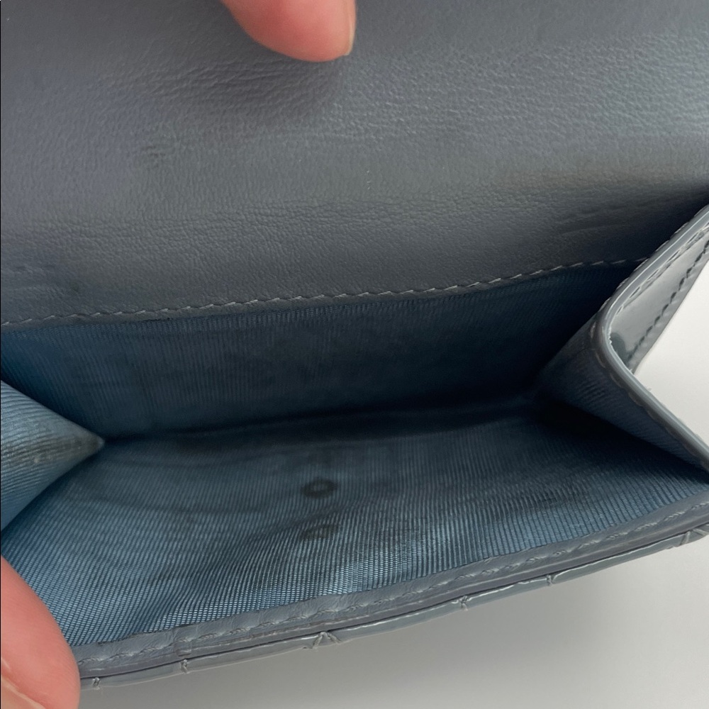 Dior Gray/Blue Quilted Women's Patent Compact Wallet w removable charm - Picture 16 of 16